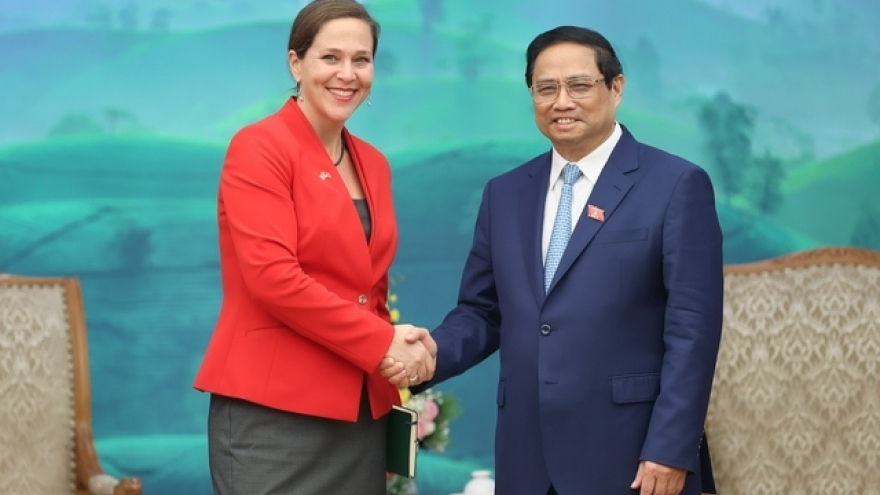 PM Chinh suggested US continue to open its market for Vietnamese goods